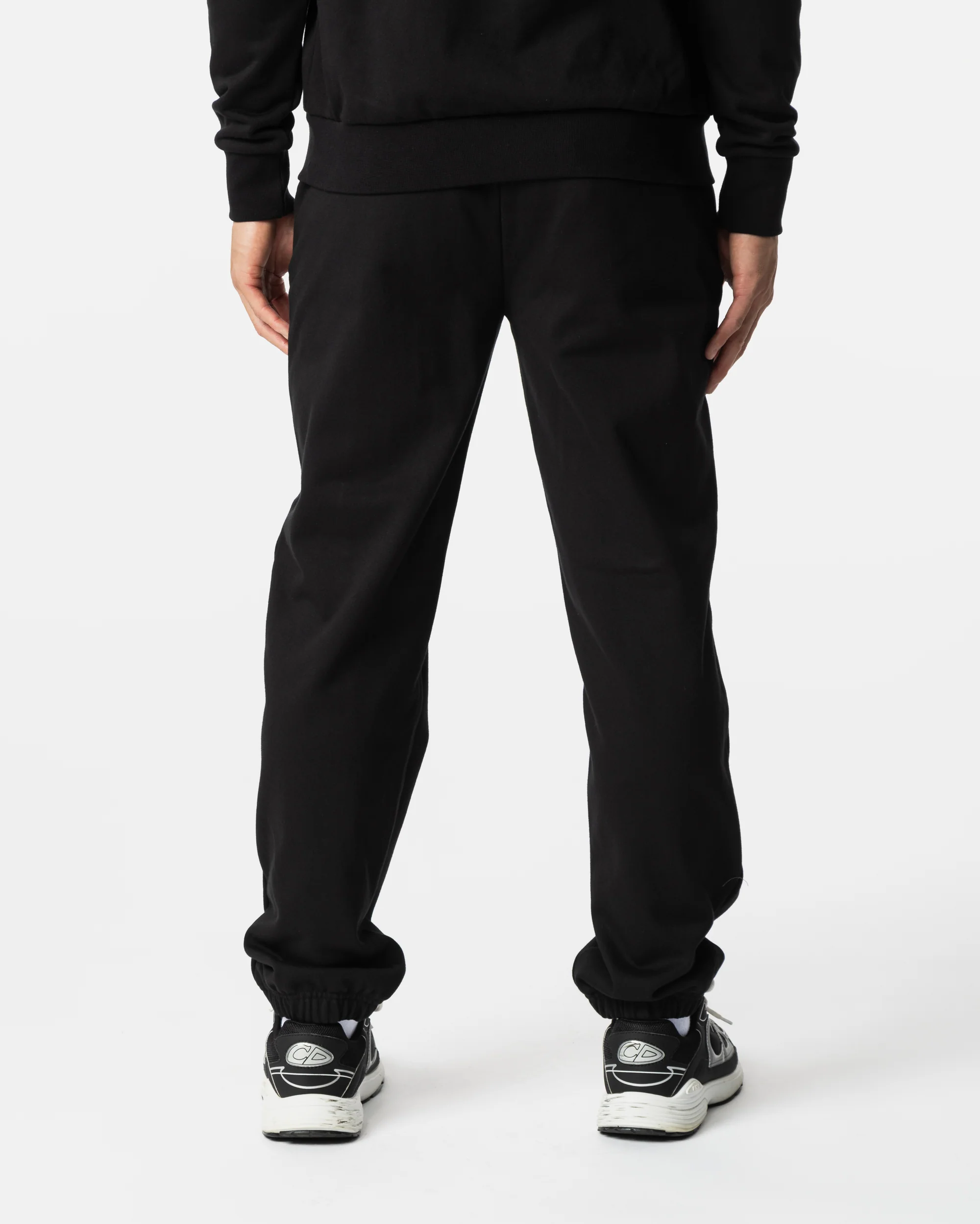 Authenticity Jogger Black - Image 3