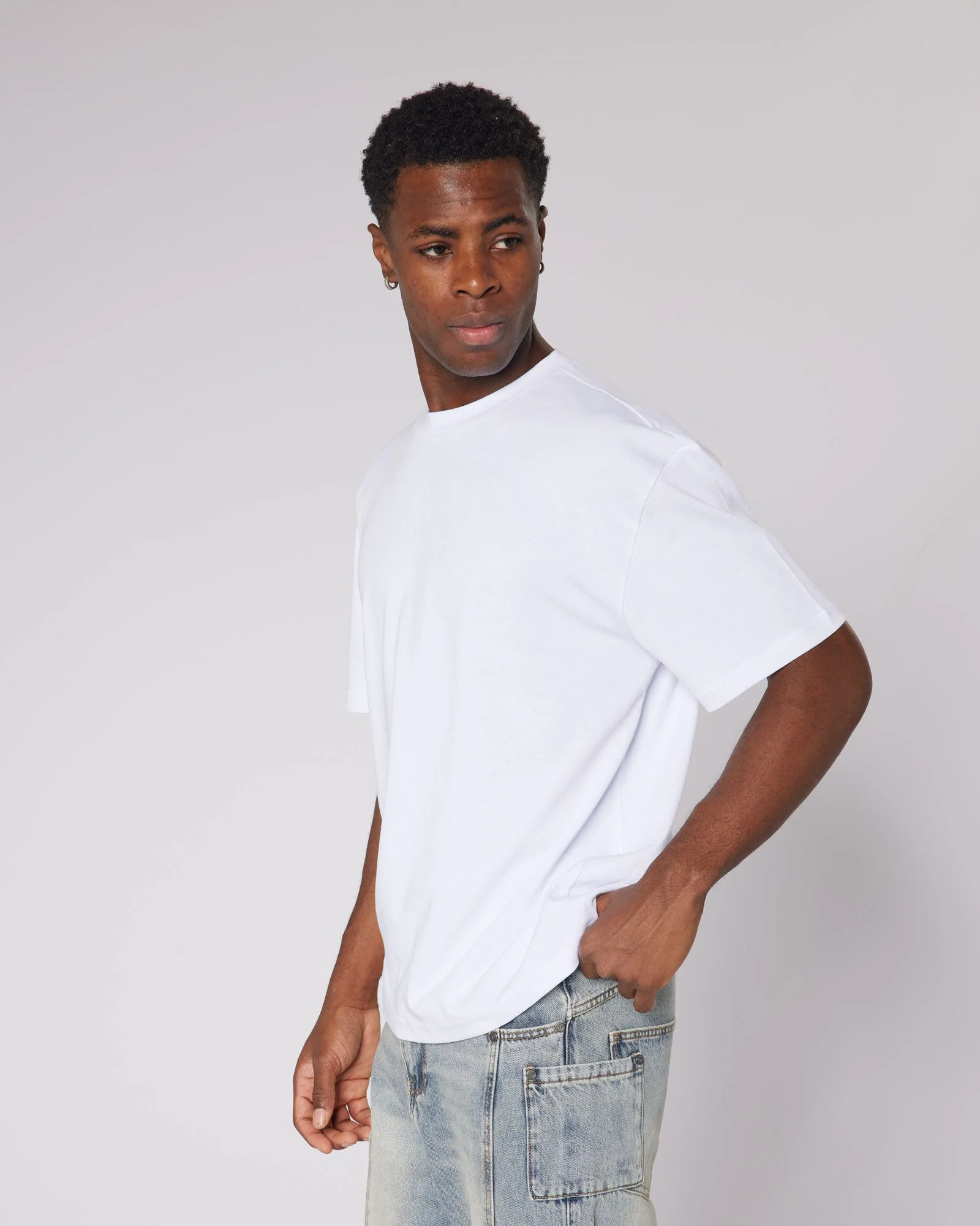 Relaxed Blank Tshirt White - Image 3