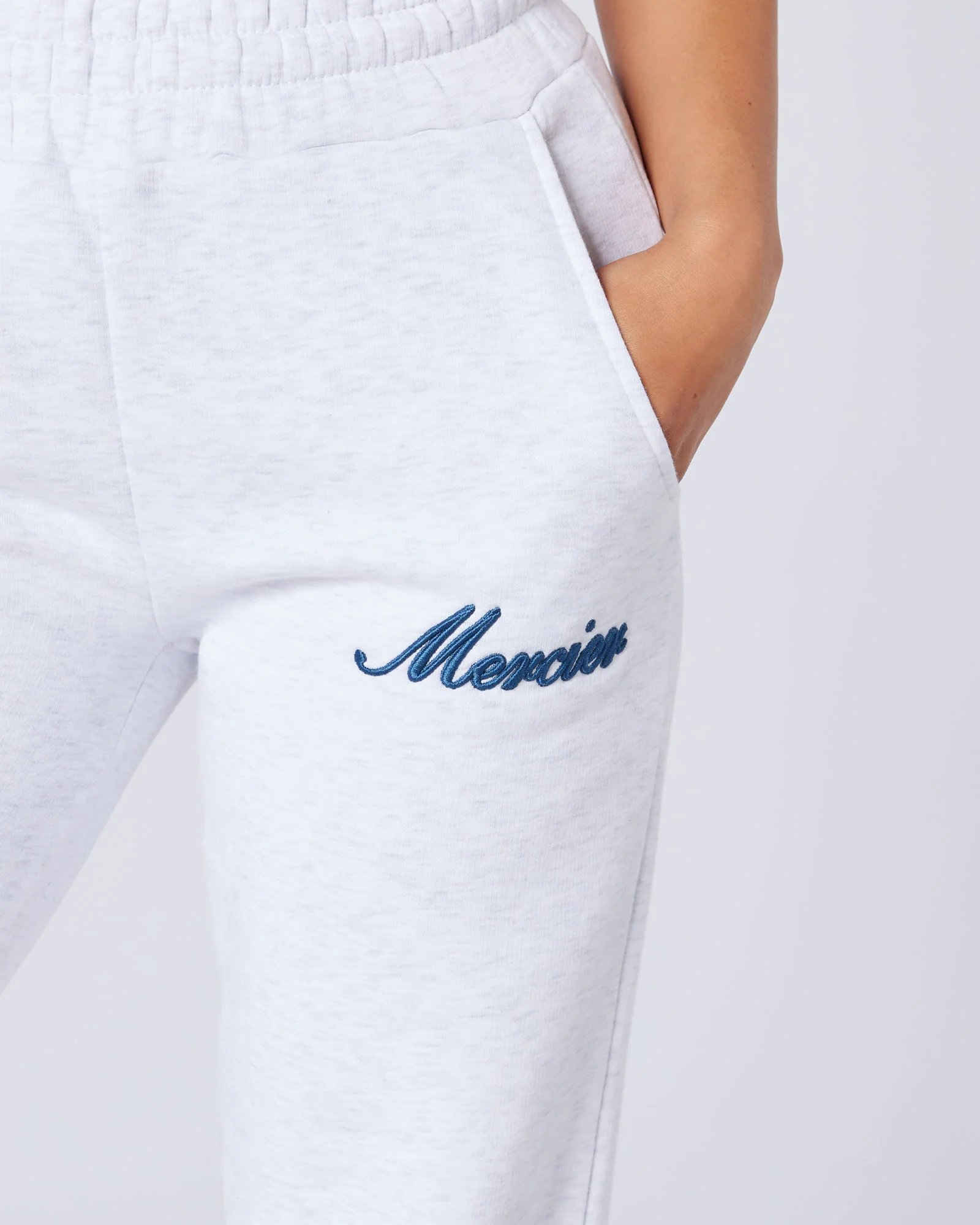 Womens Authenticity Jogger Grey - Image 3