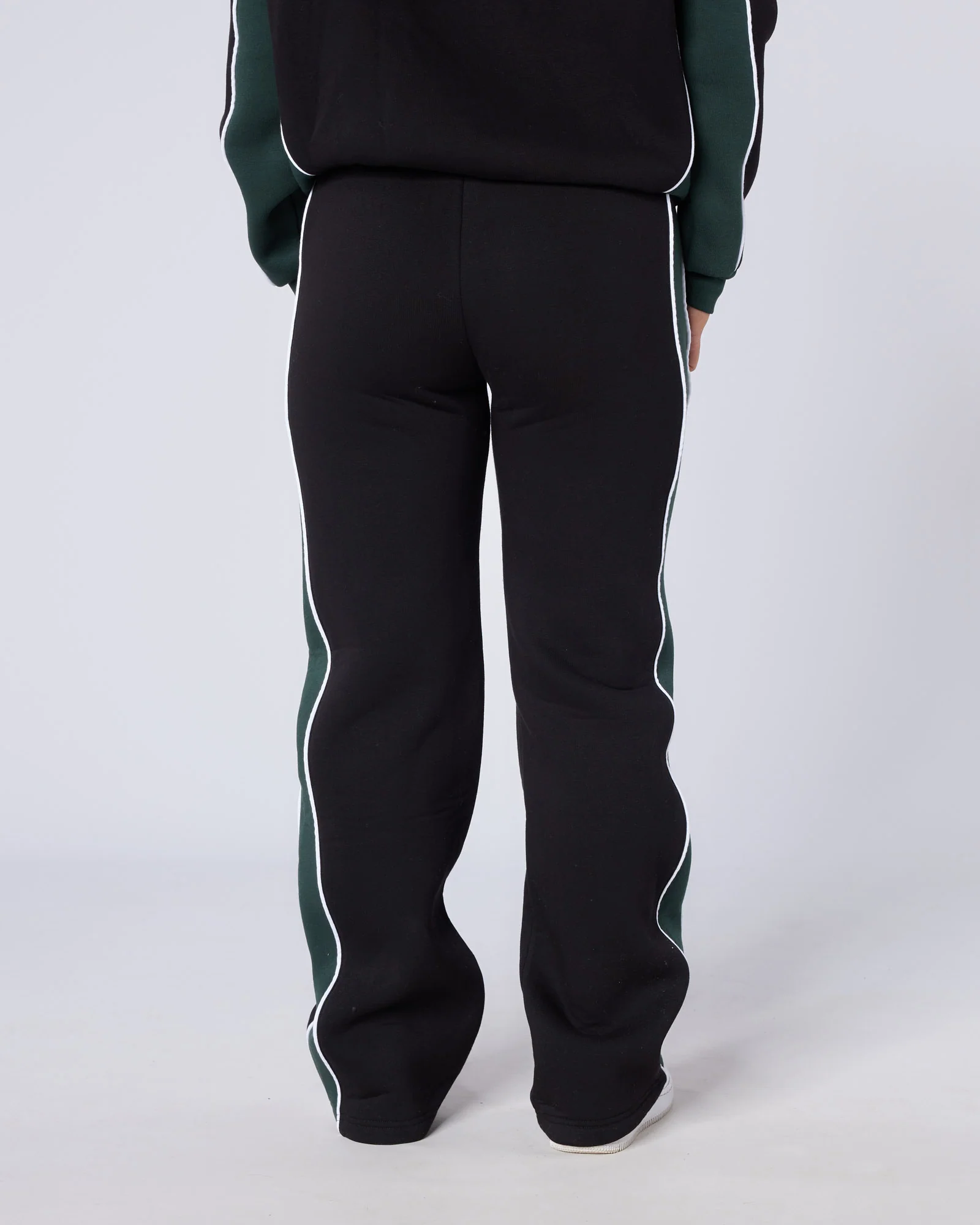 Women's Sporty Jogger Black - Image 4